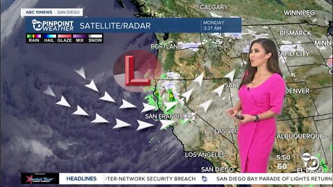 ABC 10News Pinpoint Weather with Weather Anchor Vanessa Paz