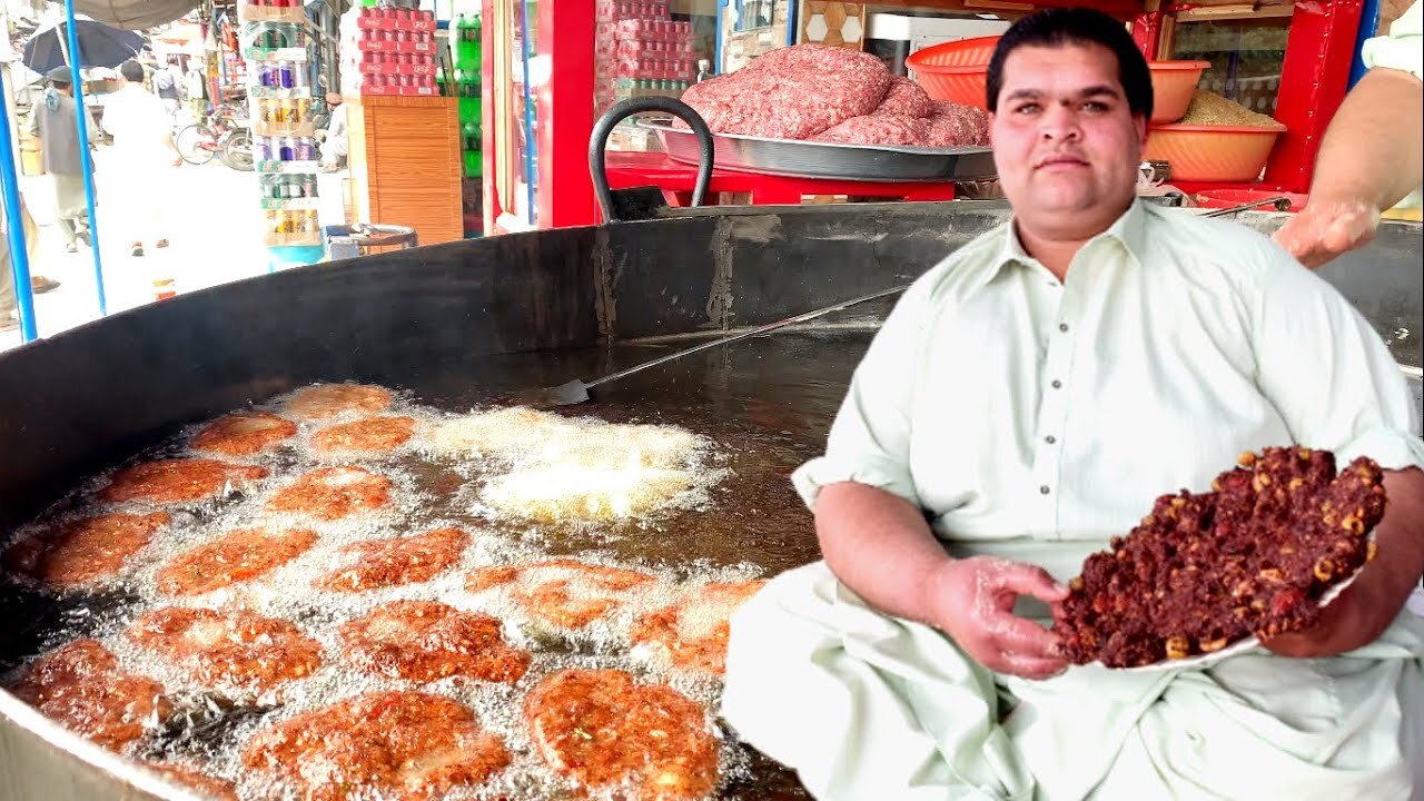 WORLD FAMOUS CHAPLI KABAB IN AFGHANISTAN | HD | ADAM KHAN SPECIAL CHAPLI KABAB