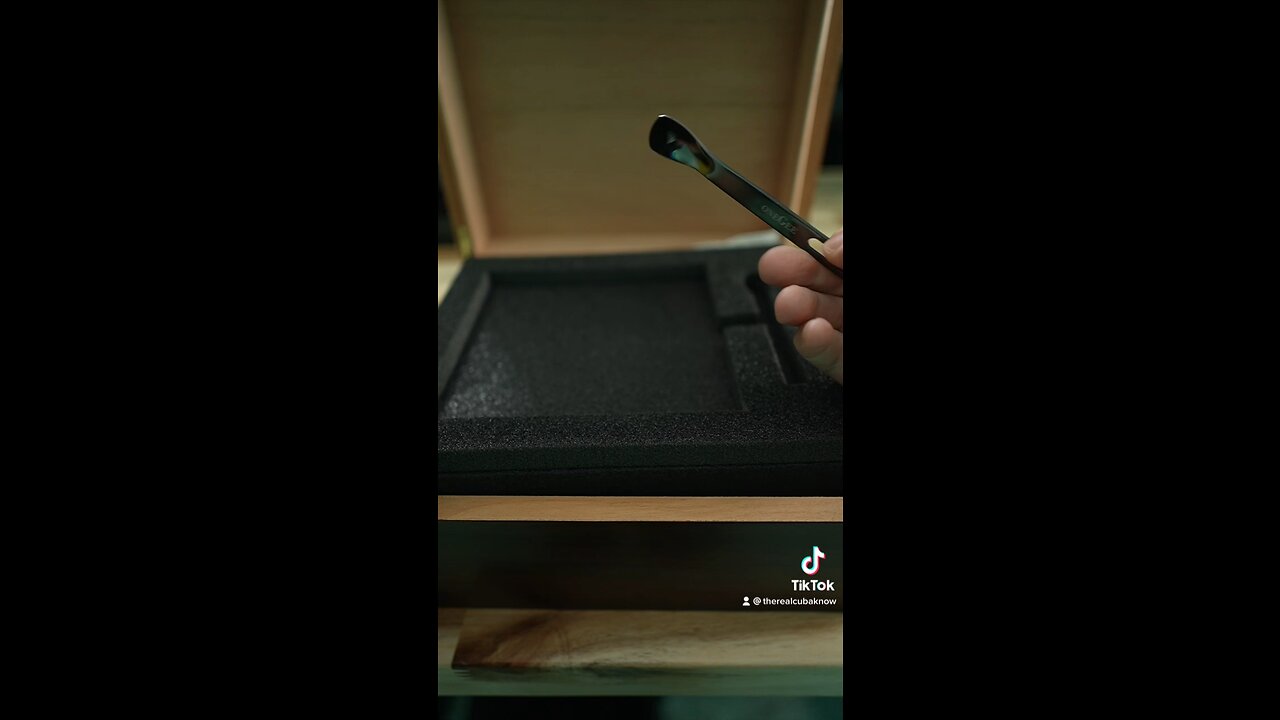 Onegee Snuff box