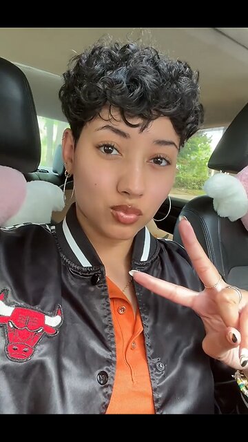 That dog was so pretty 😍 another store run tomorrow? 👀