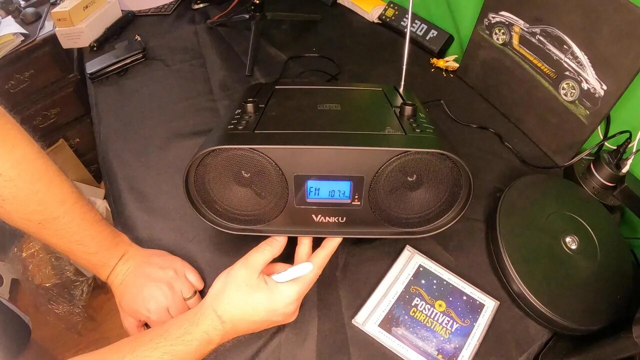 Vanku Portable Boombox Radio CD Player Wireless Streaming FM USB AUX Headphone Jack Support MP3