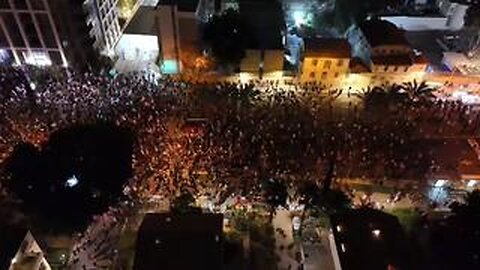 MASSIVE ISRAELI PROTEST, SCREAMING "BE GONE, NETANYAHU!!!!"