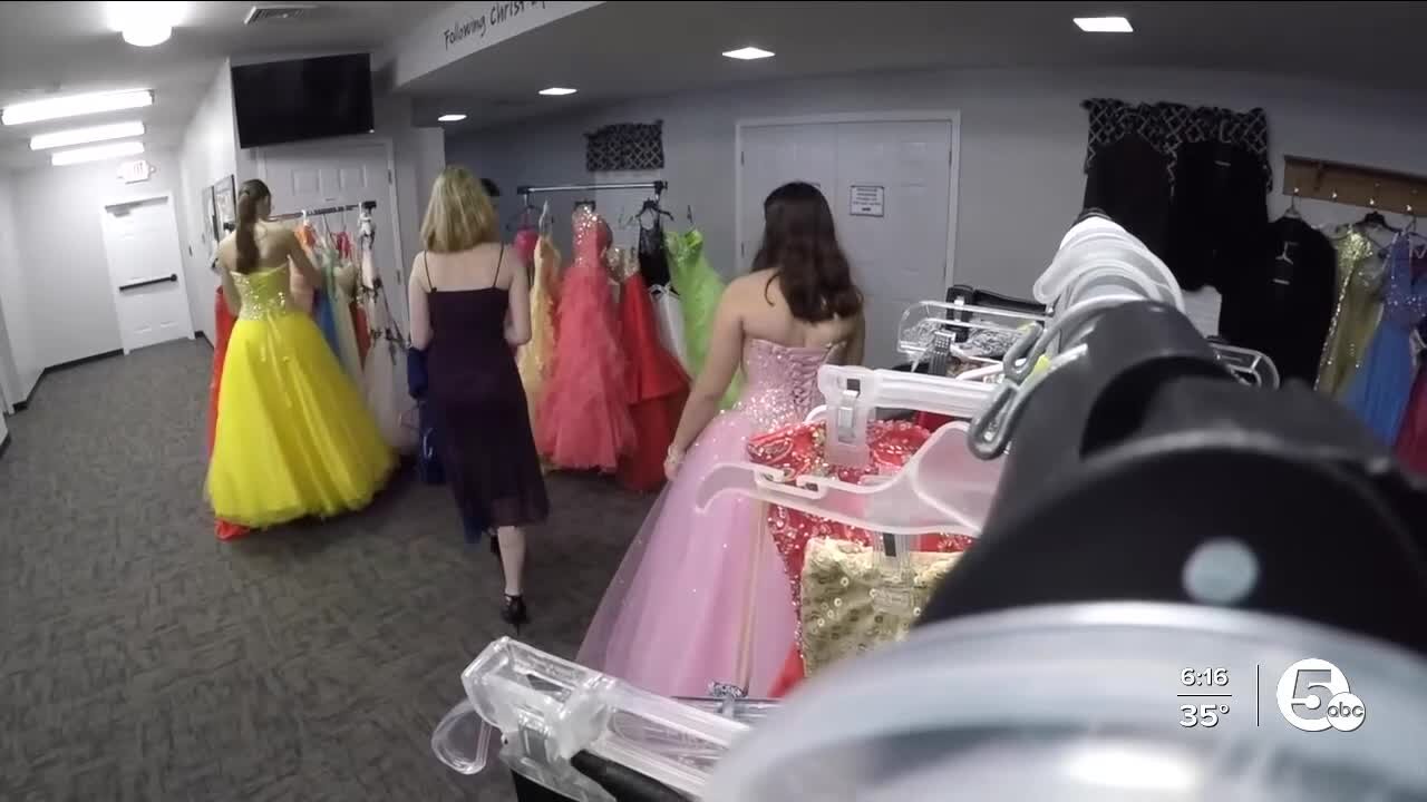 Prom On Us event providing hundreds of free dresses to girls across NEO