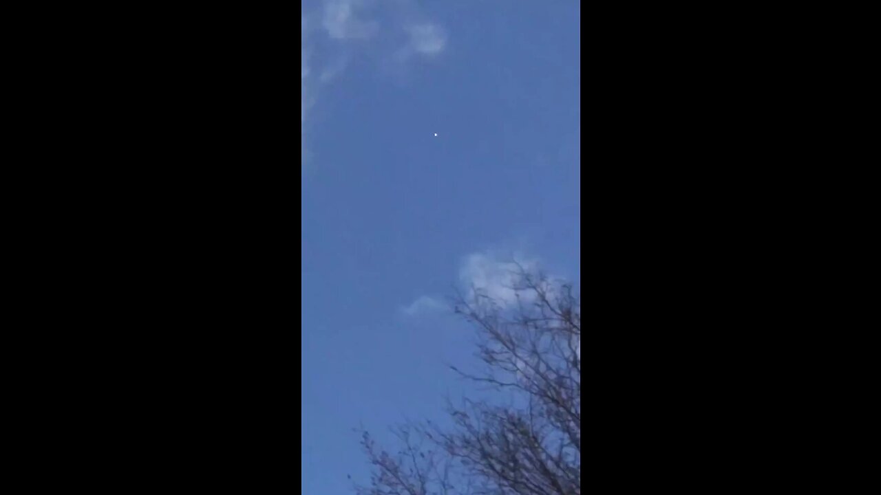 The Chinese Spy Balloon Up Close