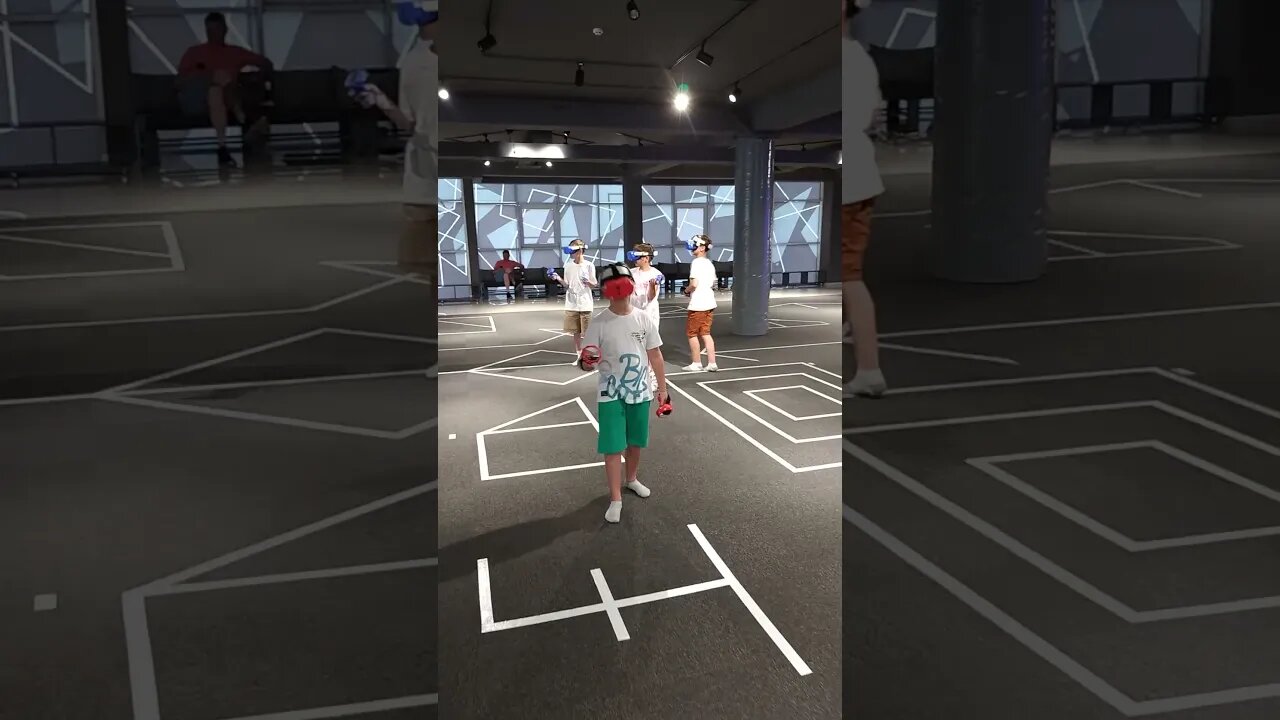 tiktok:unreal.md 🎮👾🕹️ #vr #vrclub #virtualreality #unrealvr #moldova #chisinau #vrarena 🖤 @unrealmd