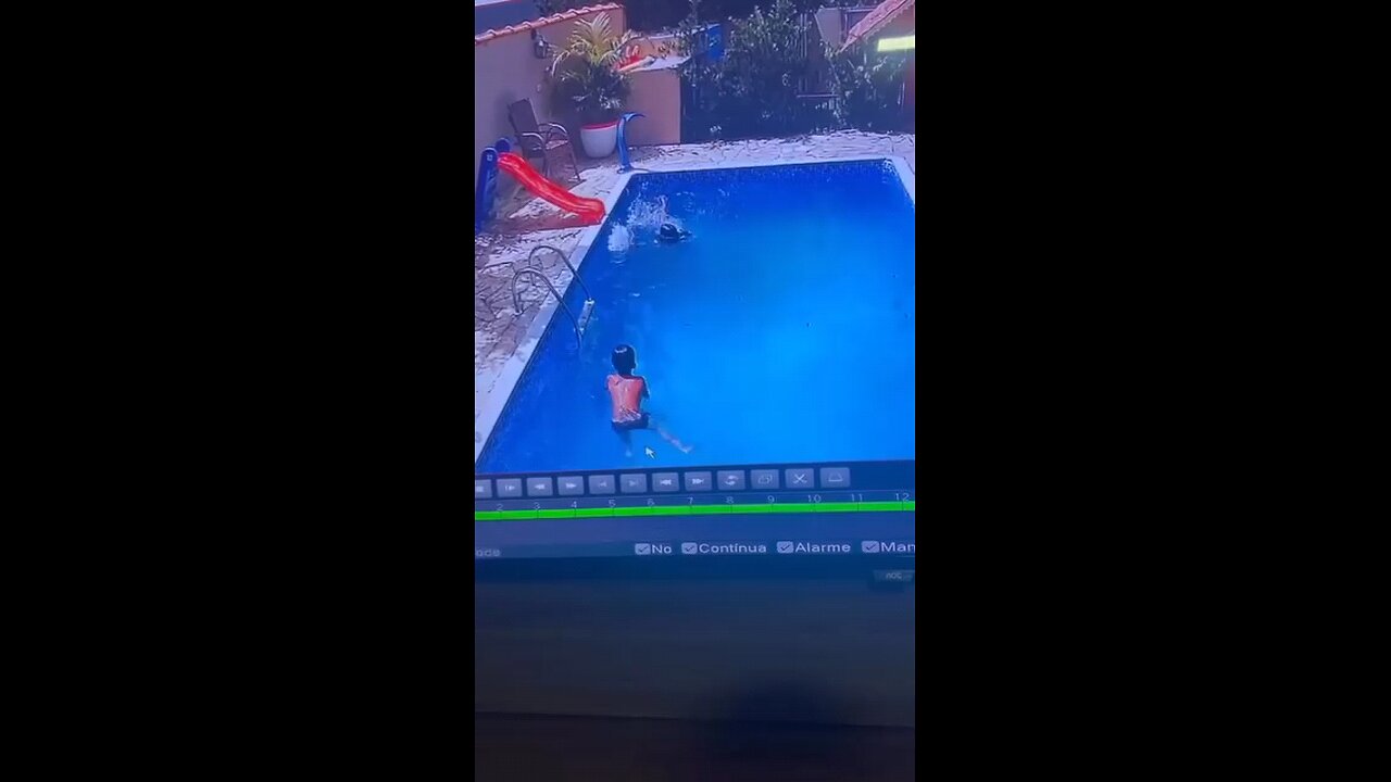 little boy saves girl from drowning