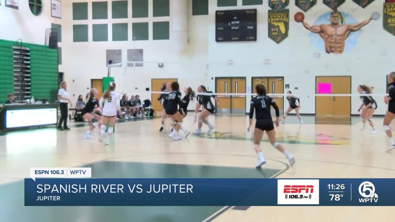 Jupiter volleyball advances to regional semi-finals