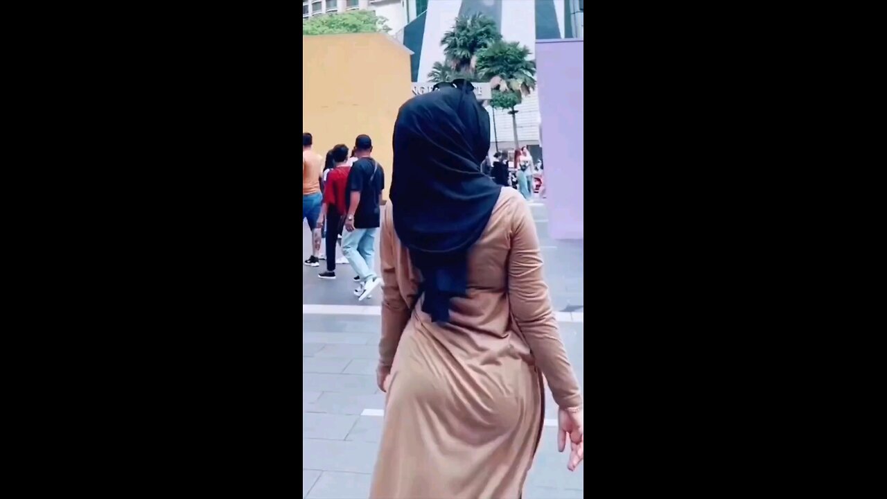 hijabi cute ass