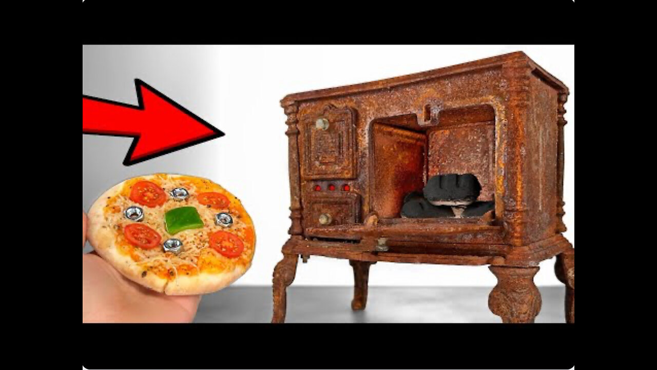 1900 Rusty Stove Restoration - Pizza Cooking