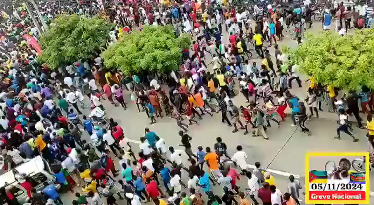 🇲🇿🪧 Protests against election results escalate in Mozambique: At least 20 people reportedly died