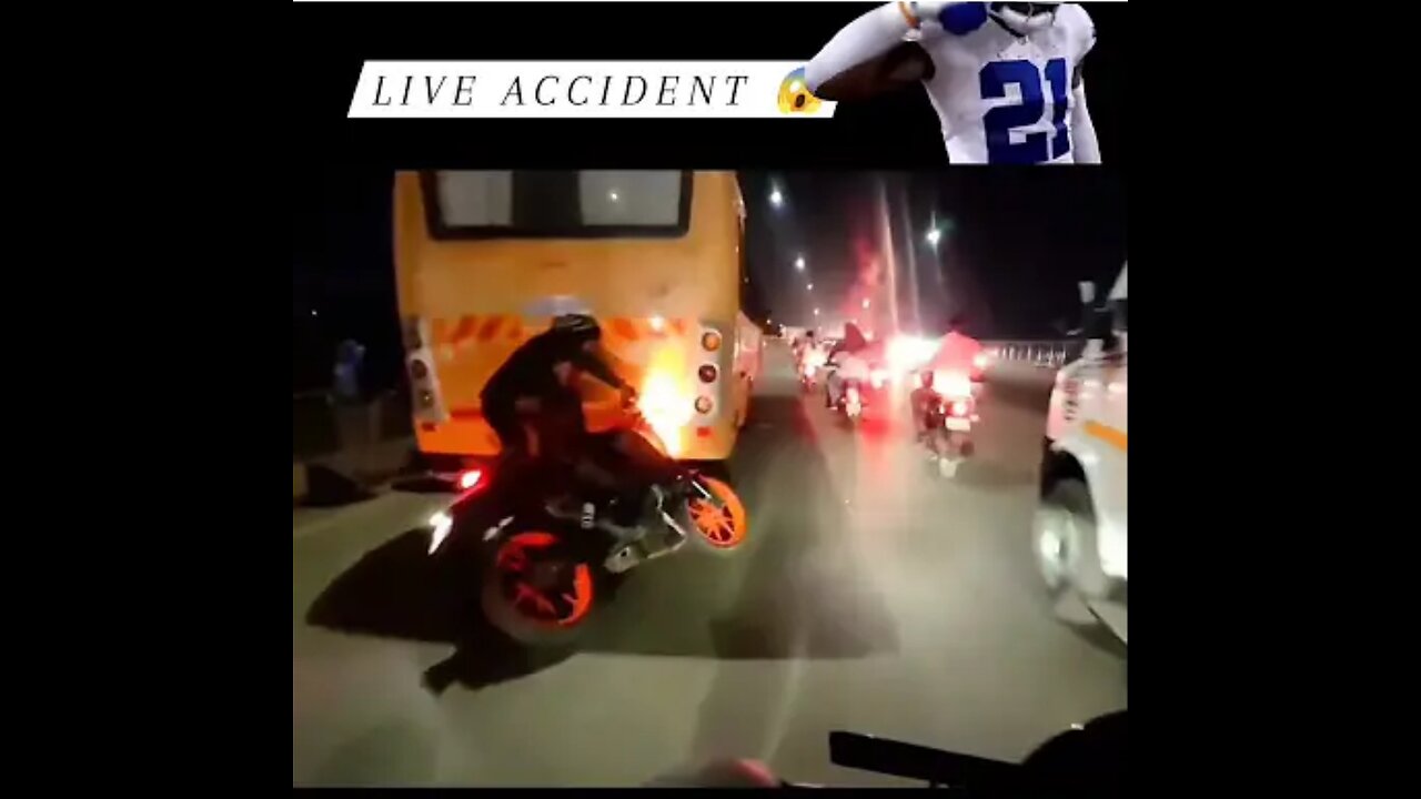 Ktm duke live accident 😱😱 city riding street race gone rong bike crash 🥺🥺