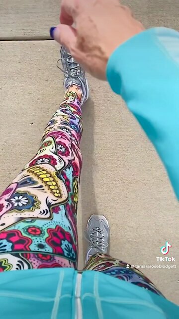 #sugarskull #leggins #tamararoseblodgett