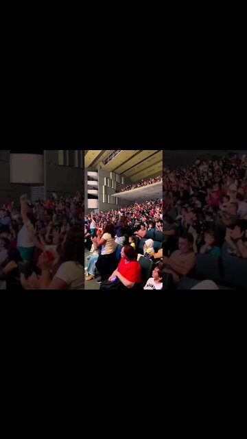 momento mais marcante. o dia que Gato Galactico foi aplaudido de pé @Gato Galactico | GALÁXIA