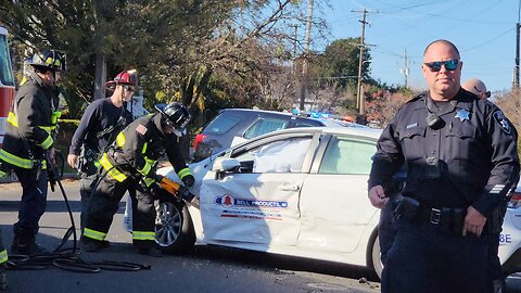 Napa Video News | Main Street Car Wreck 12/19/2024