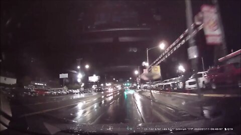 Ride Along with Q #306 - Close call south of Washington on SE 82nd01/11/22 0545 - Videos by Q Madp