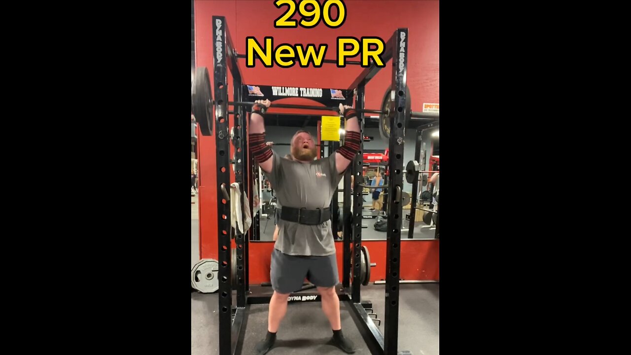 5/4/3/2/1 OHP workout. 290 pr.