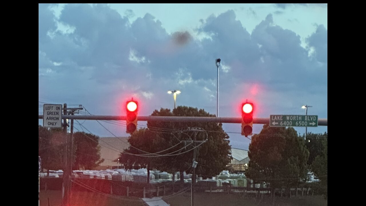 🎼🦁😔😶🪞😶😔🦁🎼