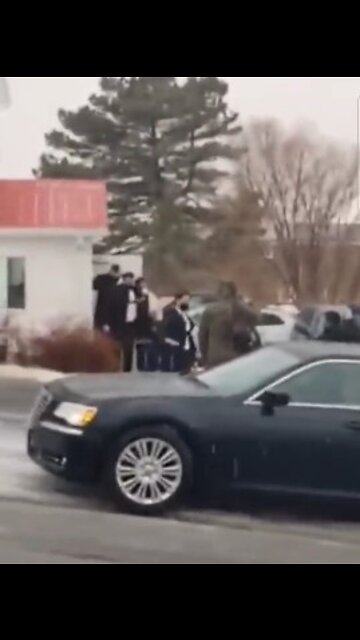 Warm Greeting for Fidel Trudeau