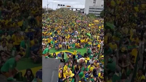 Um mar de gente 😳🇧🇷