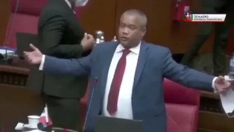 Héctor Acosta el Torito se burla del senado de la República Dominicana