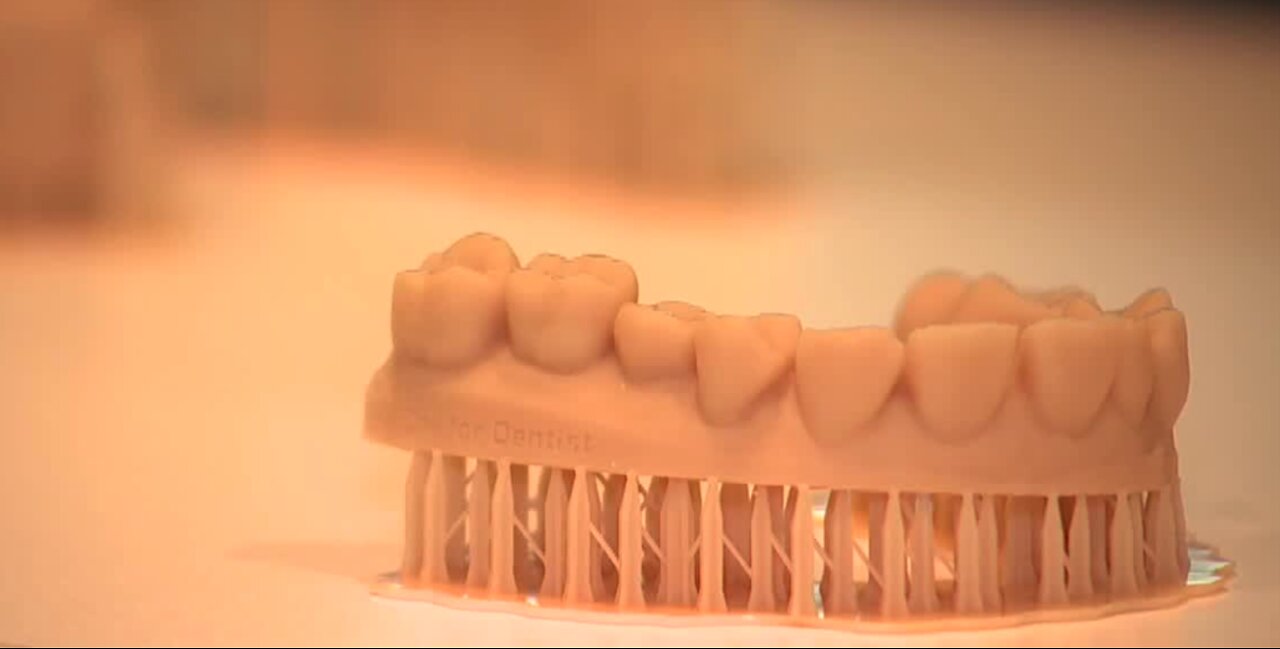 Local dentist uses 3D printing to better serve Las Vegas patients