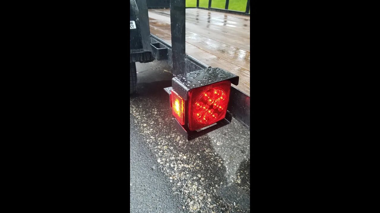 Trailer Light Replacement and Upgrade to LED