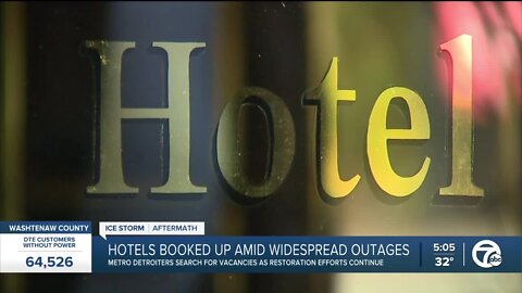 Hotels book up amid widespread outages