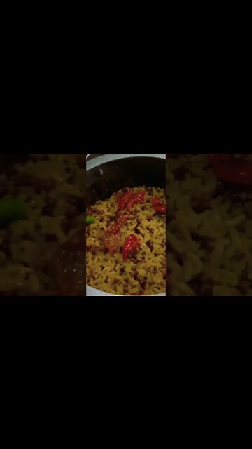 😍😍মেঘলা দিনে গোটা মুসুর ডালের খিচুড়ি 🤤🤤🤤🤤 #khichuri #khichdi #bengalcooking #youtubeshorts #shorts