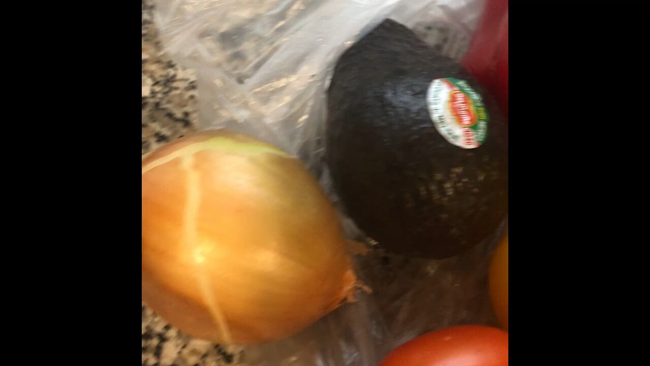 Righteous Breakfast 🥑🍅🧅🌶️🫑🥖🧀🍳