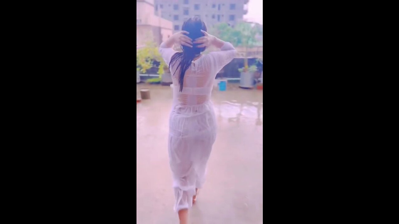 Girl butifull dance video