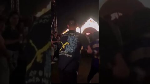 Fight Erupts After Man Throws Cup Urine Into Crowd