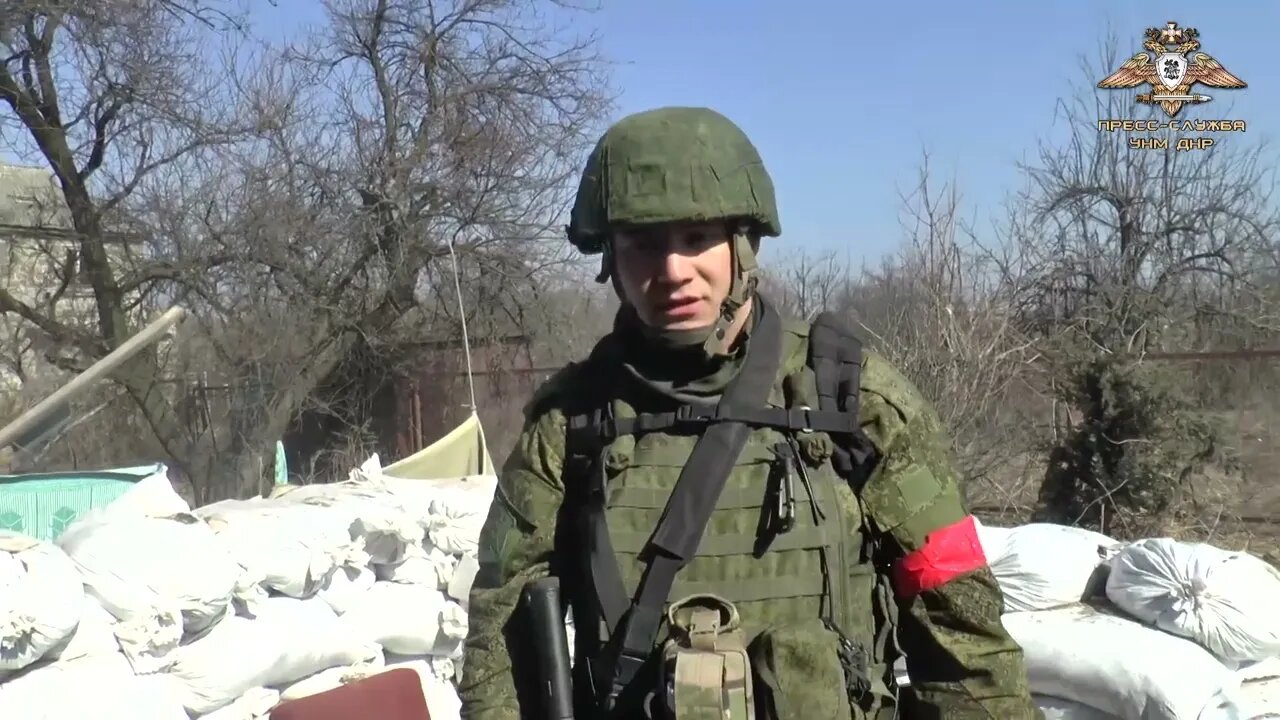 DPR People's Militia breaks though the Ukrainian fortifications in Mar'inka. Part 3