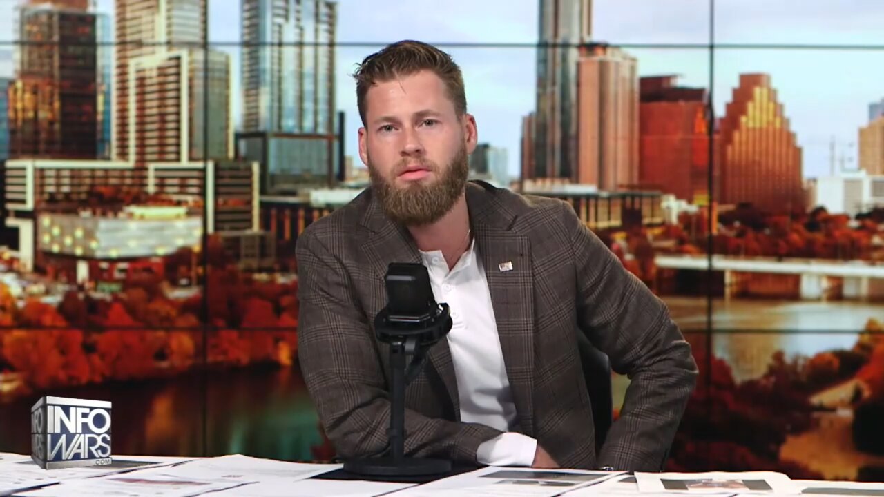 WAR ROOM (Full Show) Monday - 10/17/22