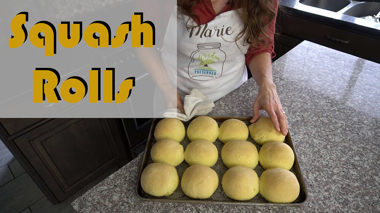 How to Make Squash Rolls Using Home-Canned Winter Squash