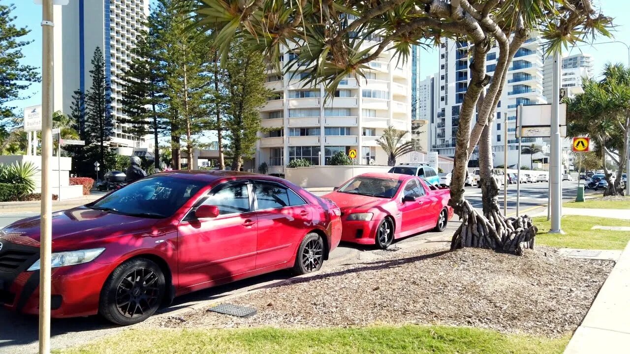 Gold Coast Surfers Paradise Beach Walk