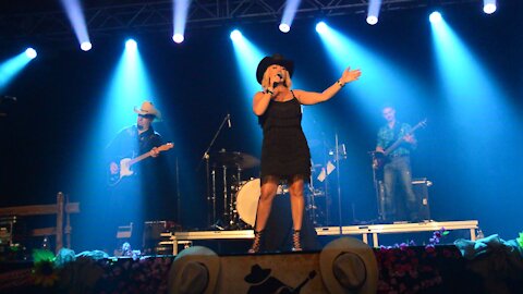 Une salle comblée pour Guylaine Tanguay