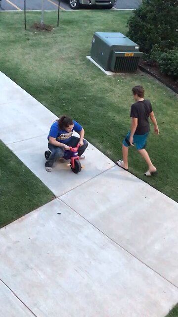 Trike found by dumpster