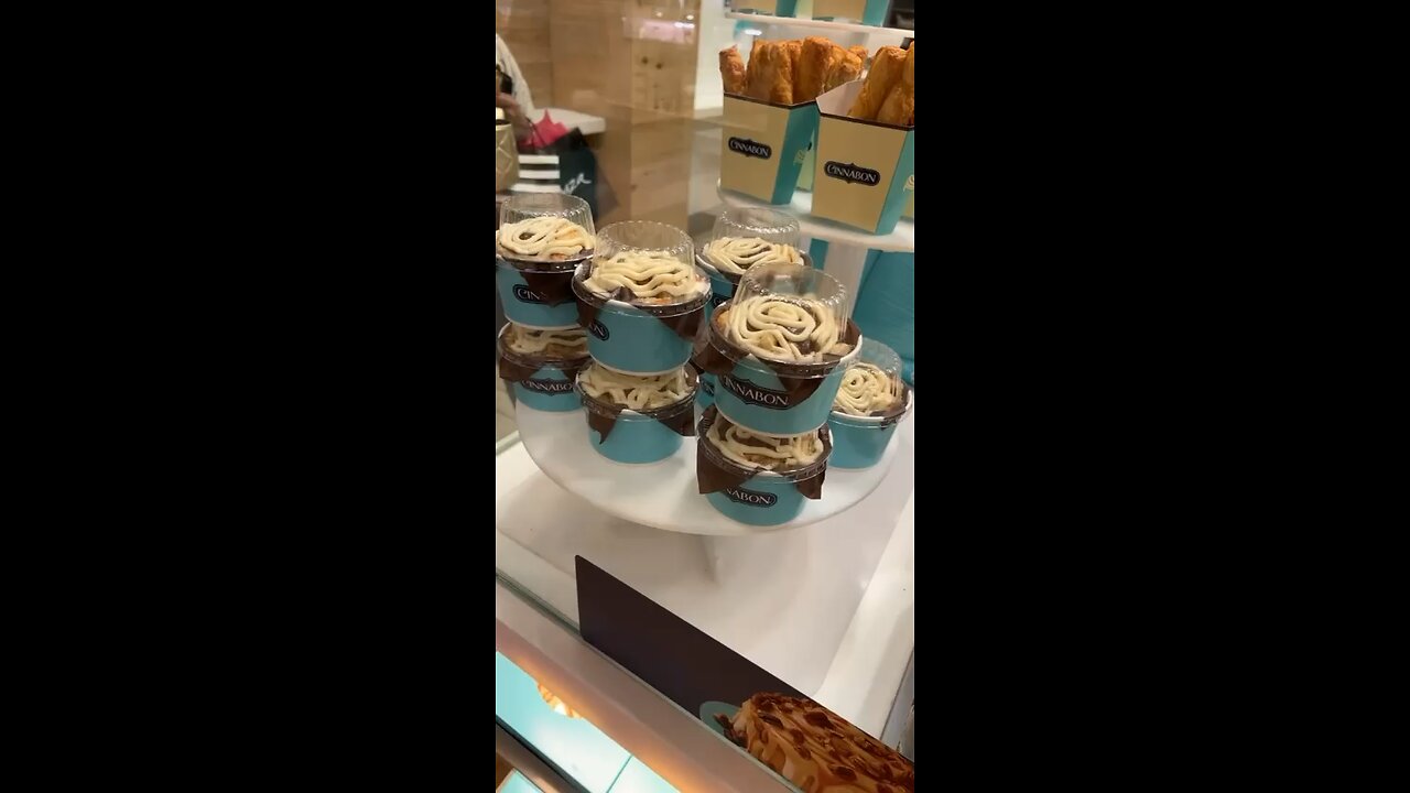 Cinnabon_Canada