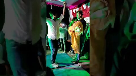 आर केसटा मे हंगामा किया