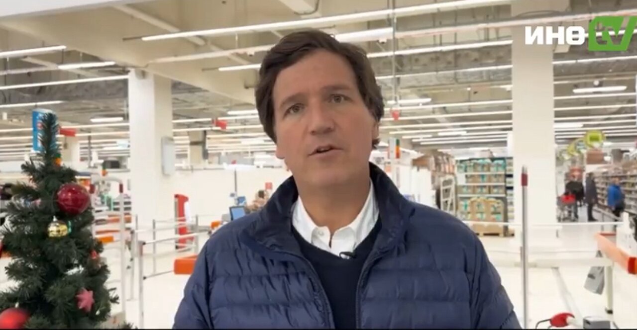 Tucker visits a Russian supermarket to see how sanctions have impacted prices in Russia