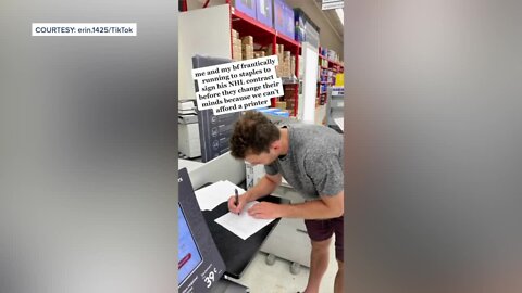 A not so ordinary contract signing for Sabres defenseman Jeremy Davies