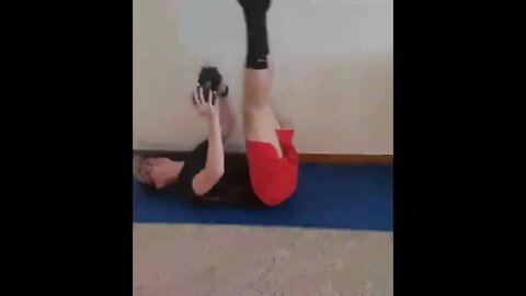 Ab Workout - Dumbbell Leg Raise