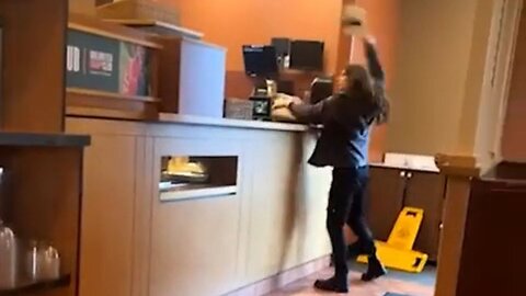 Panera Bread Employee Uses A Pan To The Head Of A Violent Customer