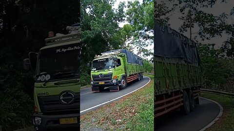 Truk Hino