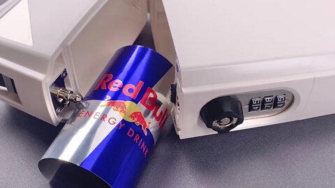 [1160] “The Ultimate Portable Safe” Opened With Red Bull Can (SafeGo)