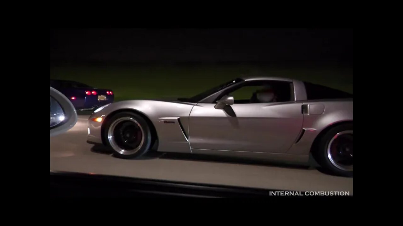 Porsche 911 Turbo VS C6 Z06 Corvette Street Race