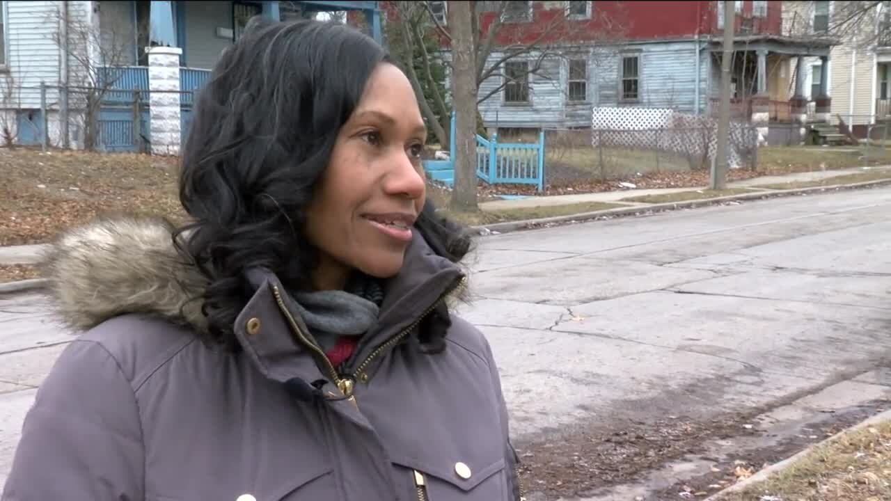 Steph Connects: Angela Walters