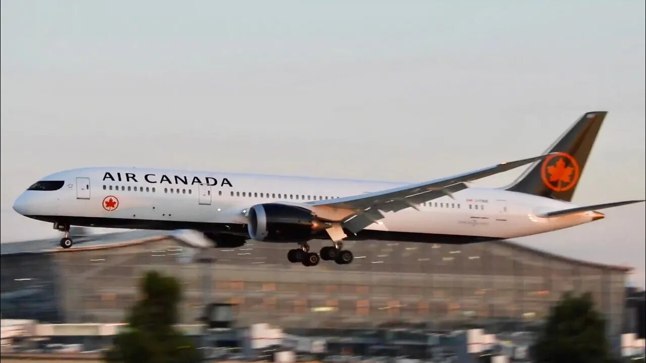 Sunset Arrival at London Heathrow Airport (Plane Spotting) 3 July 2018