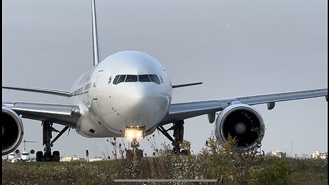 Traffic Time at Toronto Pearson Airport