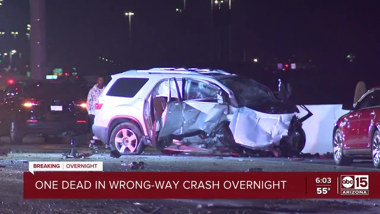 1 killed in wrong-way crash on Loop 101 & 19th Ave.